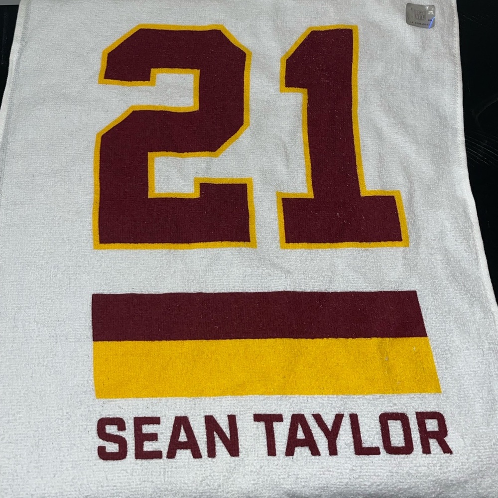 Sean Taylor 2021 Jersey Retirement Towel